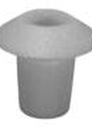 Втулка обшивки дверей mwc3136