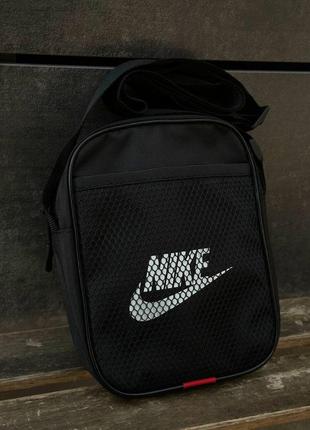 Компактная сумка через плечо nike, стильный мессенджер найк, спортивная барсетка, цвет черный