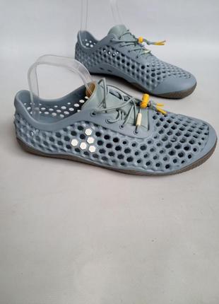 Кросівки - коралки vivobarefoot