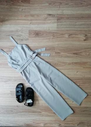 Класичний брючний комбінезон кюлоти з широкими штанами брюками классический комбинезон кюлоты