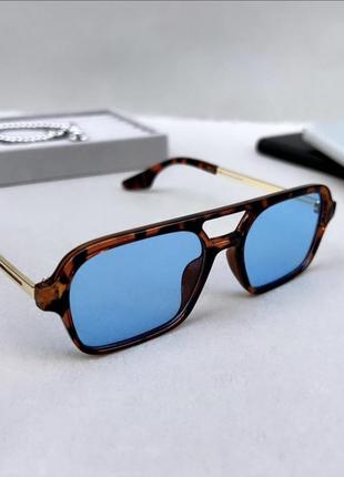 Солнцезащитные леопардовые очки с голубой линзой