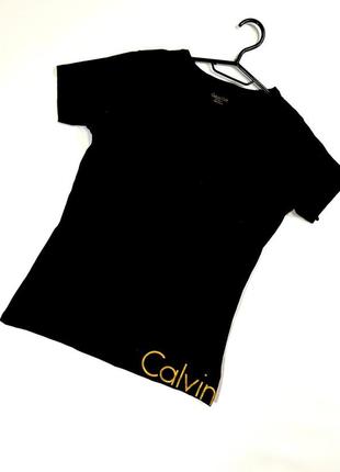 Женская футболка calvin klein /размер s/ женская футболка ck / calvin klein / ck / женская футболка келвин клейн / женская футболка келвин кляйн _1