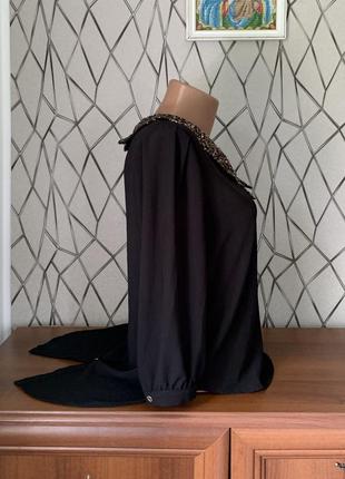 Блуза черного цвета с воротником размер s m просвечивается сзади длиннее