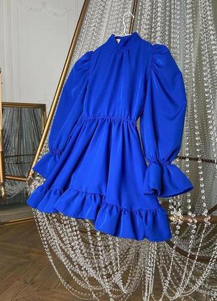 Красивое атласное синие платье с открытой спиной новое yagidna