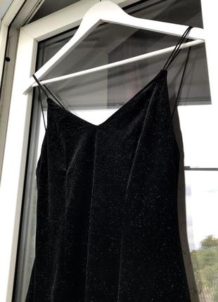 Вечернее черное мини платье