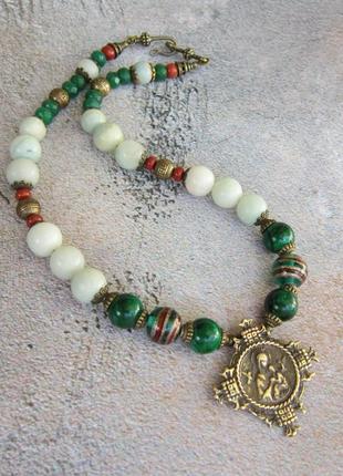 Ожерелье из амазонита, яшмы, малахита " зеленая пленина"