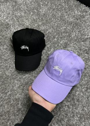 Черная и сиреневая кепка stussy 6