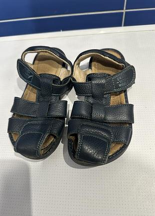 Шкіряні босоніжки