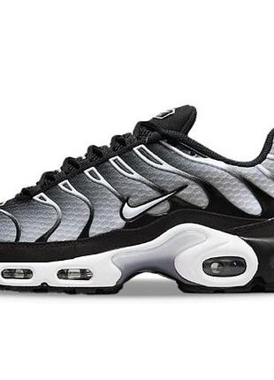 Чоловічі кросівки nike air max plus "black metallic silver"