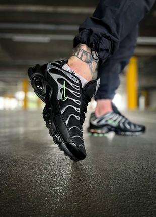 Мужские кроссовки nike tn plus "black/silver/green"