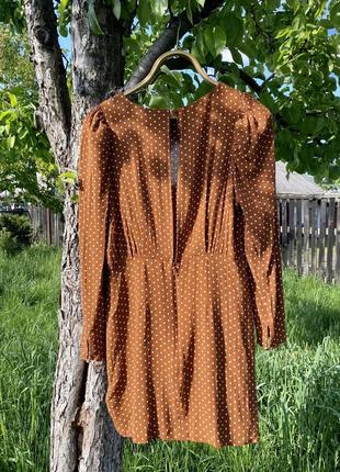 Короткое мини коричневое платье в горох h&m3 фото