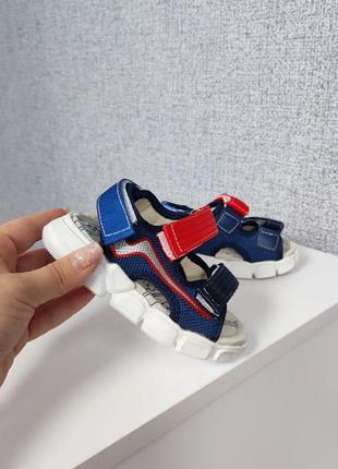 Сандалі, босоніжки на хлопчика
