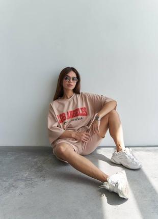 Стильный качественный женский комплект оверсайз футболка и шорты los angeles трендовый костюм калифорния летний3 фото