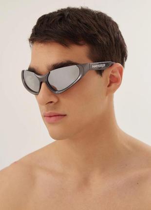 Окуляри в стилі balenciaga xpander cat-eye frame sunglasses silver