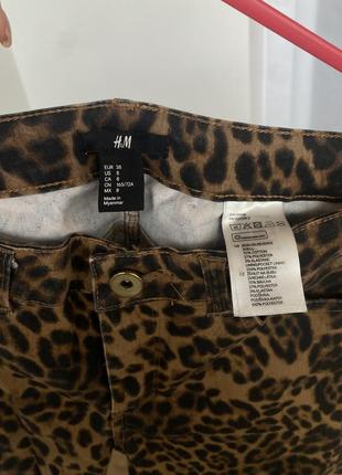 Леопардовые джинсы