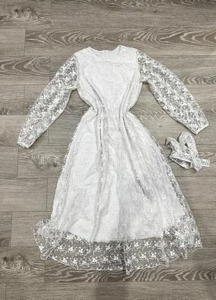 Біла вечірня сукня, стан ідеальний, мереживні рукави, розмір м-л