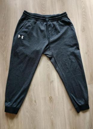 Спортивные штаны under armour fitted на флисе размер xl, состояние отличное