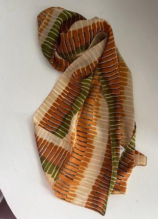 Шелковый шарф, платок