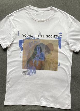 Белая, стильная футболка с принтом young poets society