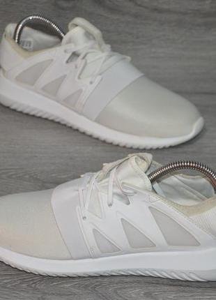 Продам кроссовки фрирма adidas tubular viral.