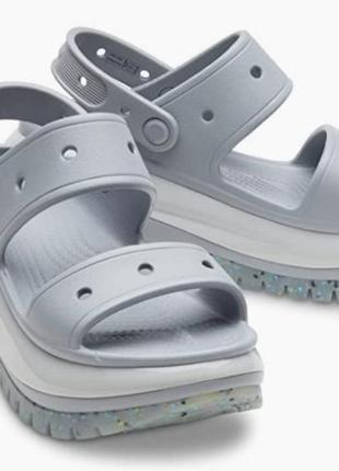 Crocs classic mega crush sandal 39-40