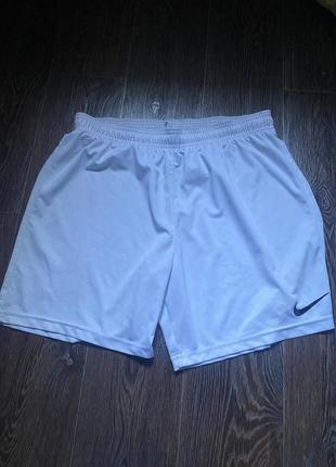 Шорти nike
