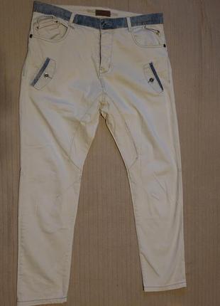 Неординарные двухцветные смесовые фирменные джинсы y.two италия 36 р.