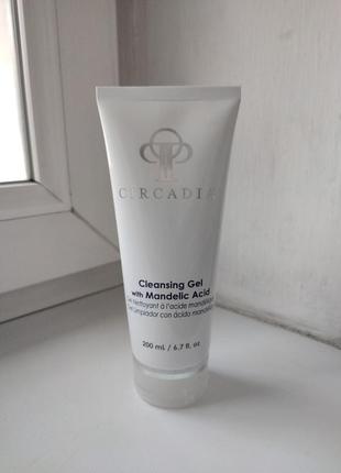 Гель для очищення шкіри з мигдалевою кислотою circadia cleansing gel with mandelic acid