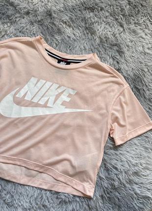 Топ nike розовая женская футболка укороченная с большим логотипом найк