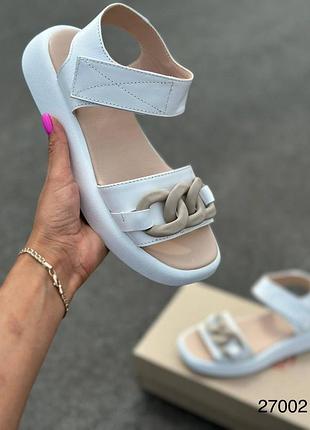 Босоніжки жіночі5 фото