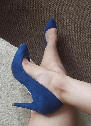 Туфли синего цвета