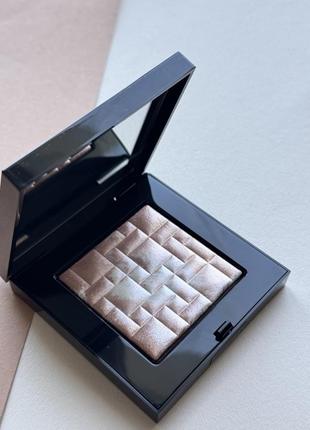 Розкішний хайлайтер bobbi brown highlighting powder у відтінку pink glow 8 г