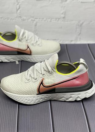 Чоловічі спортивні кросівки nike react flyknit