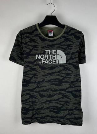 Футболка the north face tnf