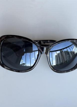 Брендовые солнцезащитные очки, prada, италия4 фото