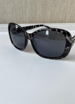 Брендовые солнцезащитные очки, prada, италия8 фото