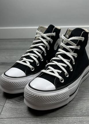 Жіночі оригінальні кеди converse