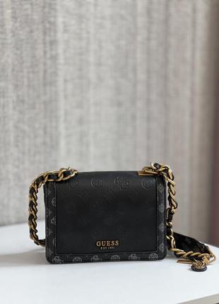 Кросс-боди guess