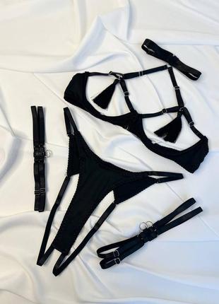 Сексуальний еротичний комплект набір білизни  гартери портупея чокер з відкритими грудьми та  доступом