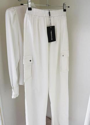 Белые брюки карго, размер s-m