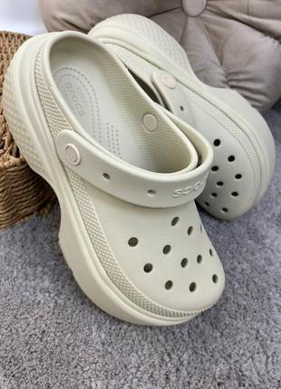 Жіночі крокси на платформі crocs crocs stomp clog  bone