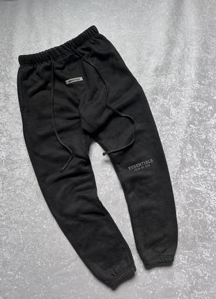 Спортивні штани essentials fear of god