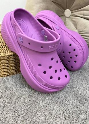 Жіночі крокси на платформі crocs stomp clog bubble