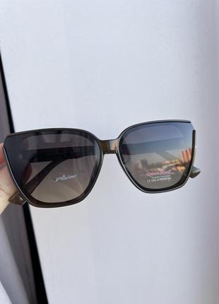 Фірмові жіночі сонцезахисні окуляри roberto marco polarized rm84616 фото