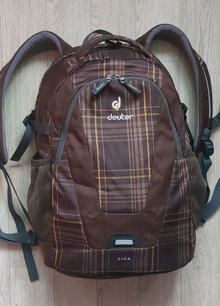 Рюкзак б/у городской deuter giga 30l (germany)