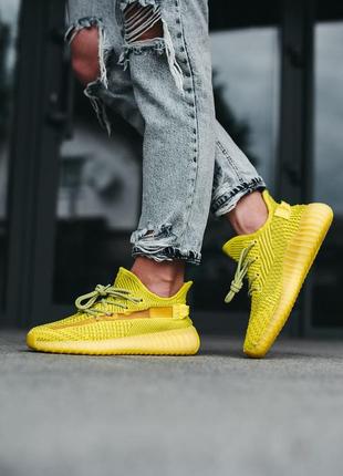 Женские кроссовки adidas yeezy boost 350 v2 yellow адидас изи буст желтого цвета