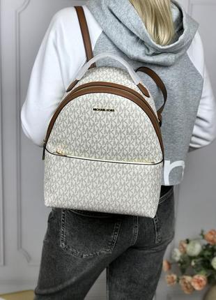 Жіночий рюкзак michael kors оригінал sheila medium logo backpack білий в лого7 фото