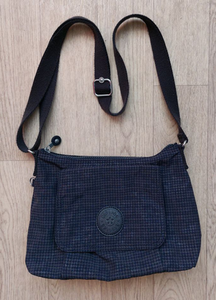 Сумка б/у жіноча на плече kipling