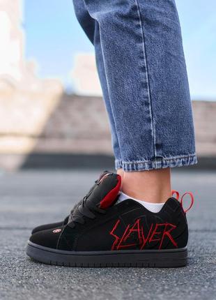 Dc х slayer court graffik