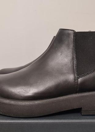 Tommy hilfiger  ботинки челсі шкіра 43 chelsea boots нові